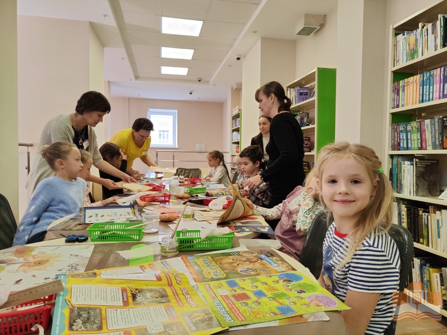 «Чтобы книга жила долго»: третье занятие познавательного цикла «Домашняя библиотека»