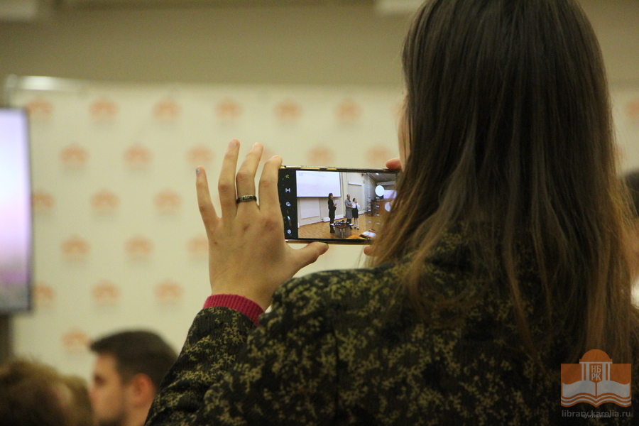 V городской конкурс чтецов «Сунгуровские чтения» состоялся в Национальной библиотеке Карелии!