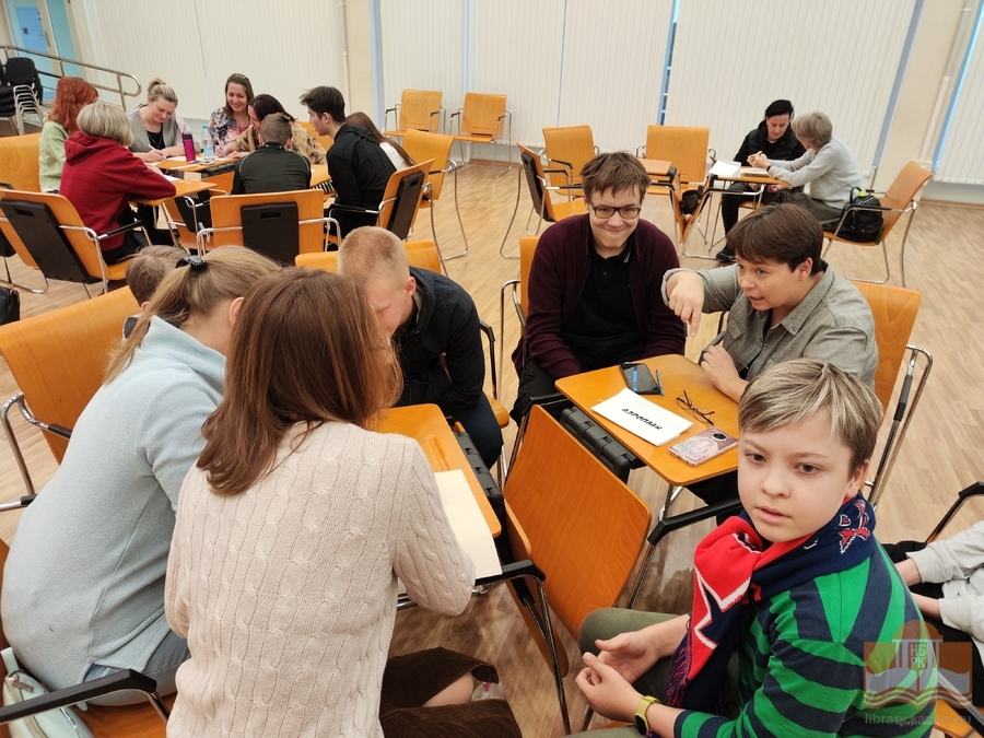 Семейная интеллектуальная игра «Наконец-то квиз!» в Национальной библиотеке
