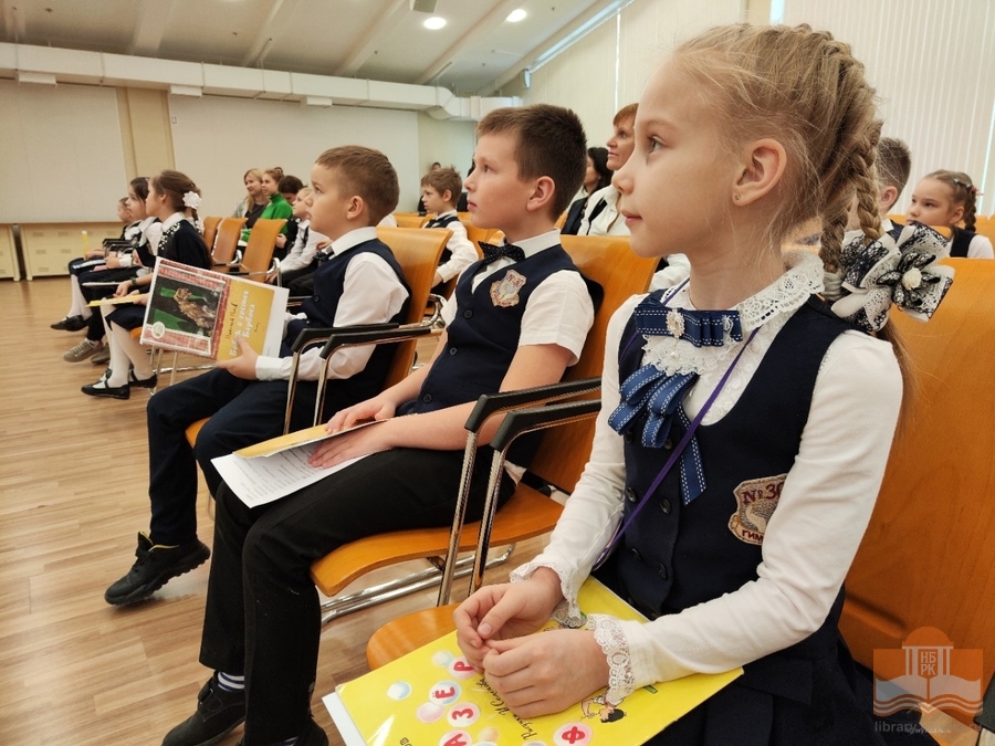 Акция «Читаем вместе, читаем вслух!» в Национальной библиотеке Республики Карелия