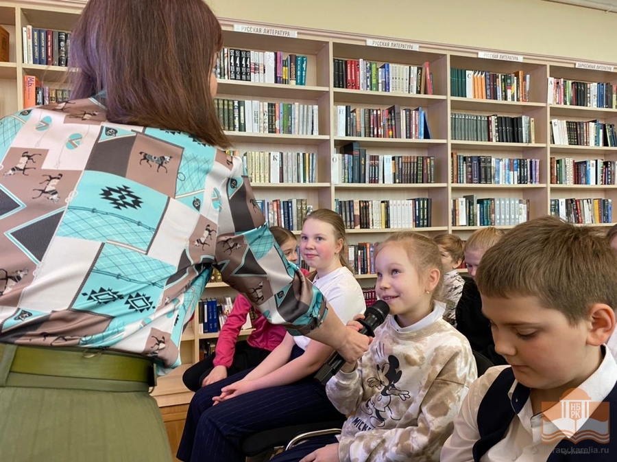 Творческая встреча с педагогом, учителем высшей категории Виктором Кноделем в рамках проекта «Страничку – я, страничку – ты…»