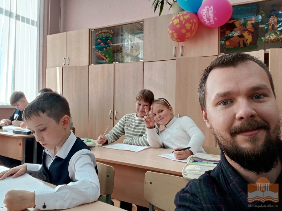 Мастер-класс по созданию комиксов для учащихся четвертых и шестых классов 30 гимназии.