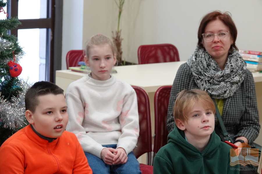 Четвероклассники школы №46 на экскурсии в Национальной библиотеке Карелии