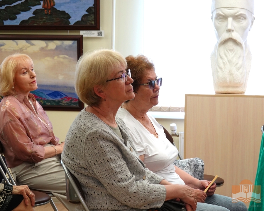 «Литературный четверг» в Национальной библиотеке Карелии