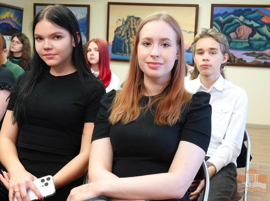 Участники VIII городского конкурса чтецов «Сунгуровские чтения: Расширяем горизонты»