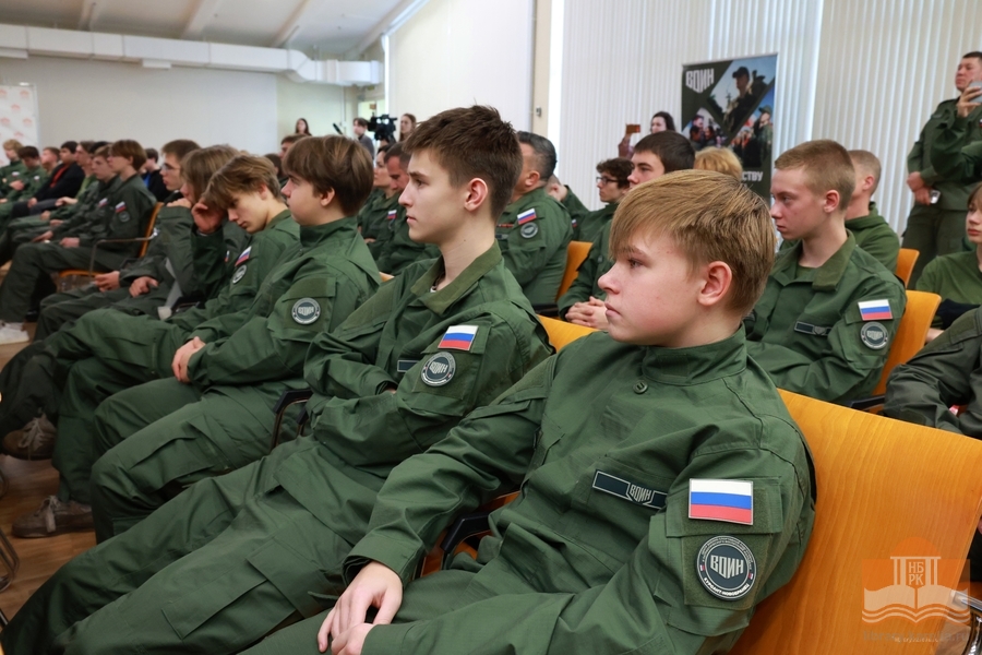 На встрече с творческой группой создателей художественного фильма «Остров Сухо»